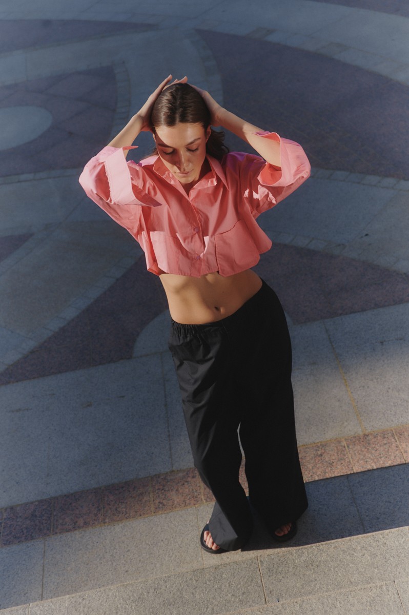 Short pink shirt
